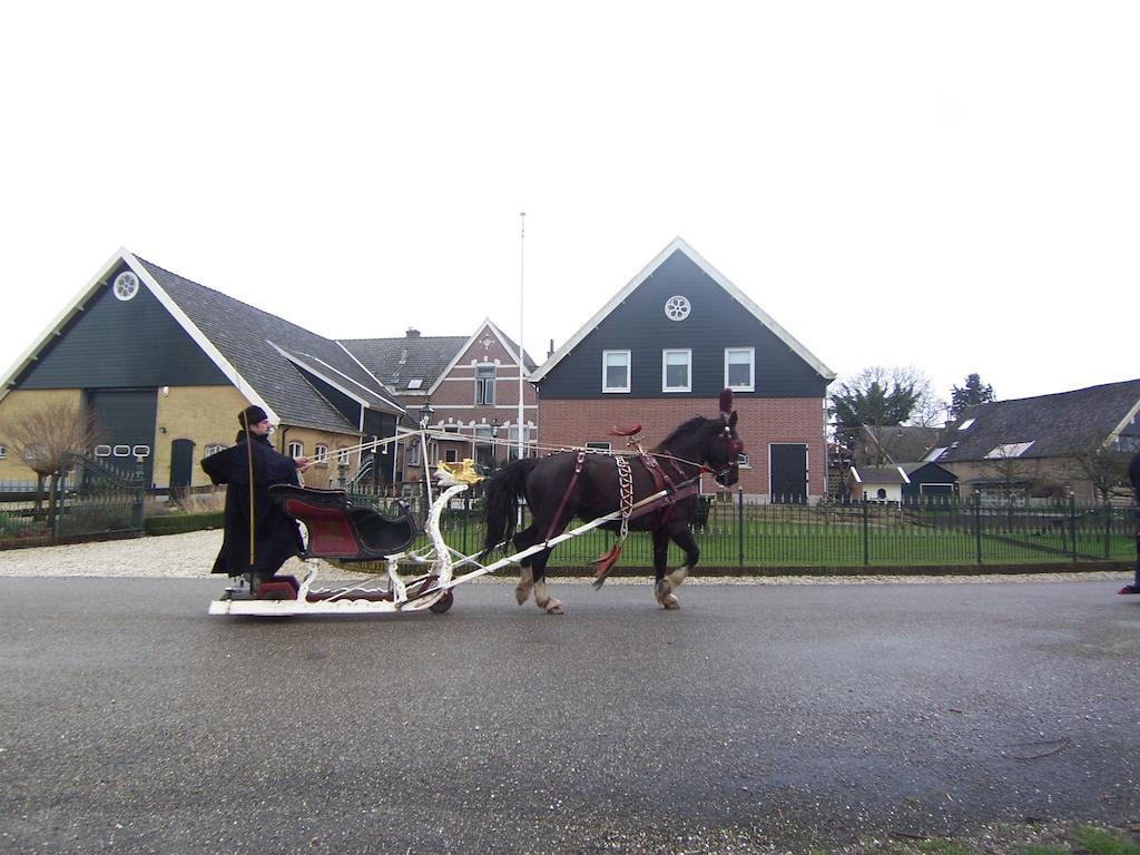 B&B De Peperhoeve Oud-Alblas Exterior photo